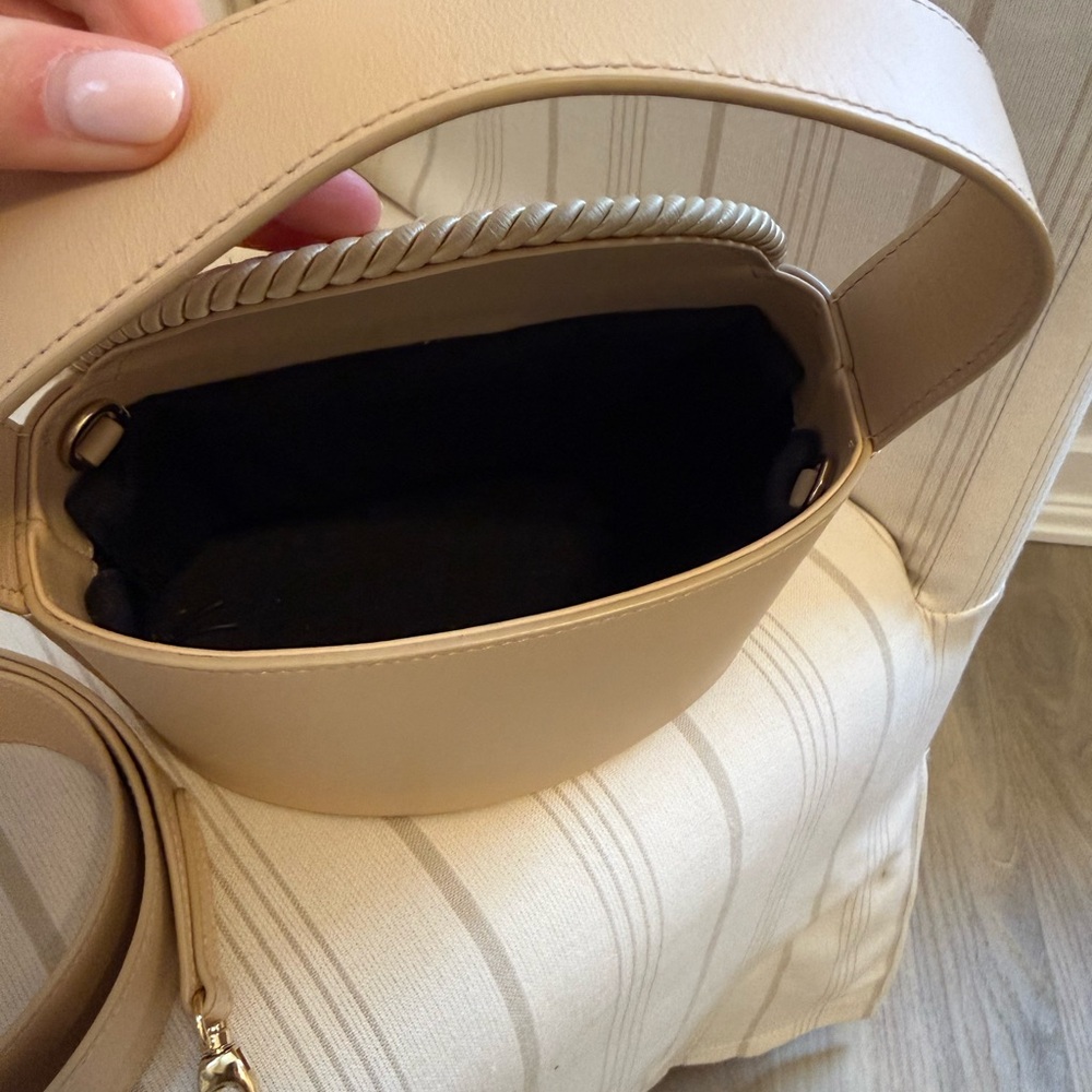 Destree Gunther Purse - Picture 5 of 5